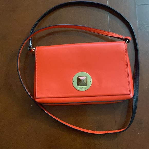 kate spade Handbags - Kate Spade Coral cross body purse